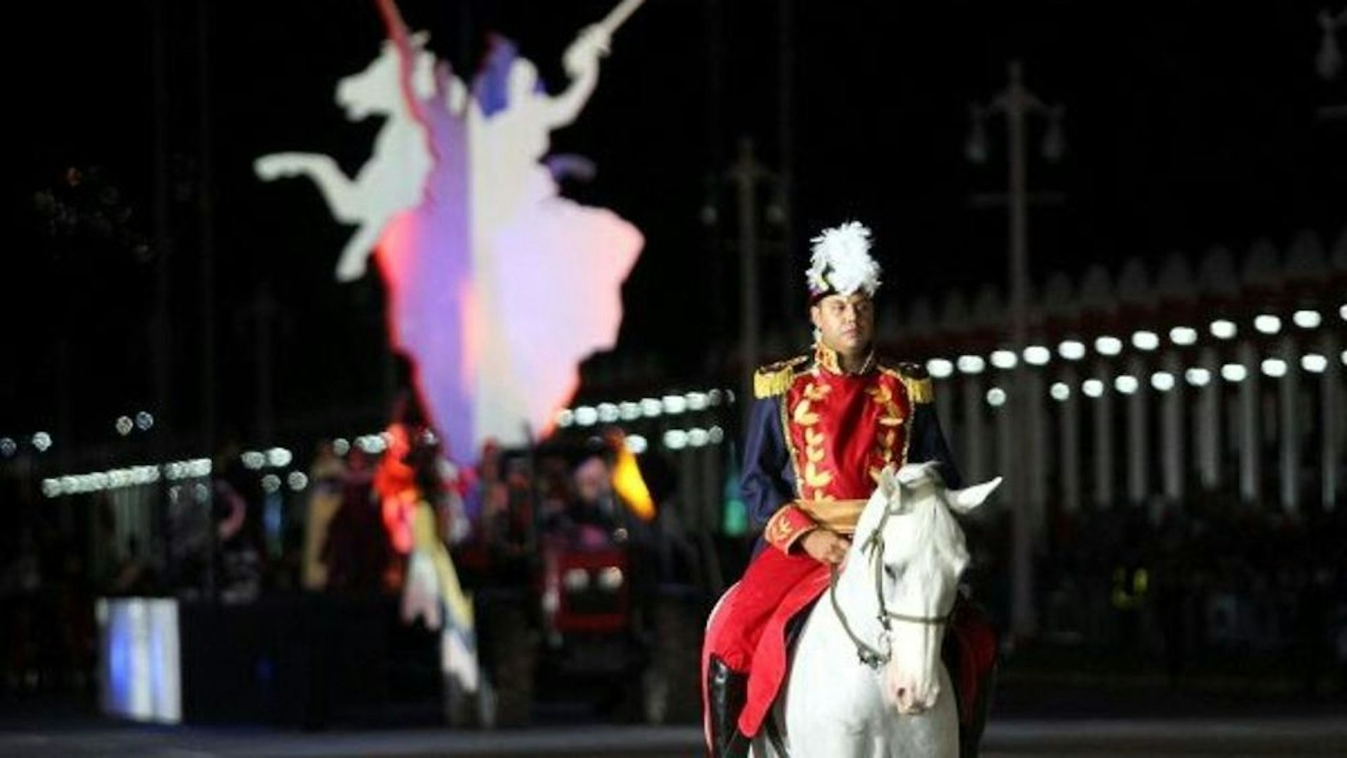 Desfile Histórico del Bicentenario "Independencia para Siempre"